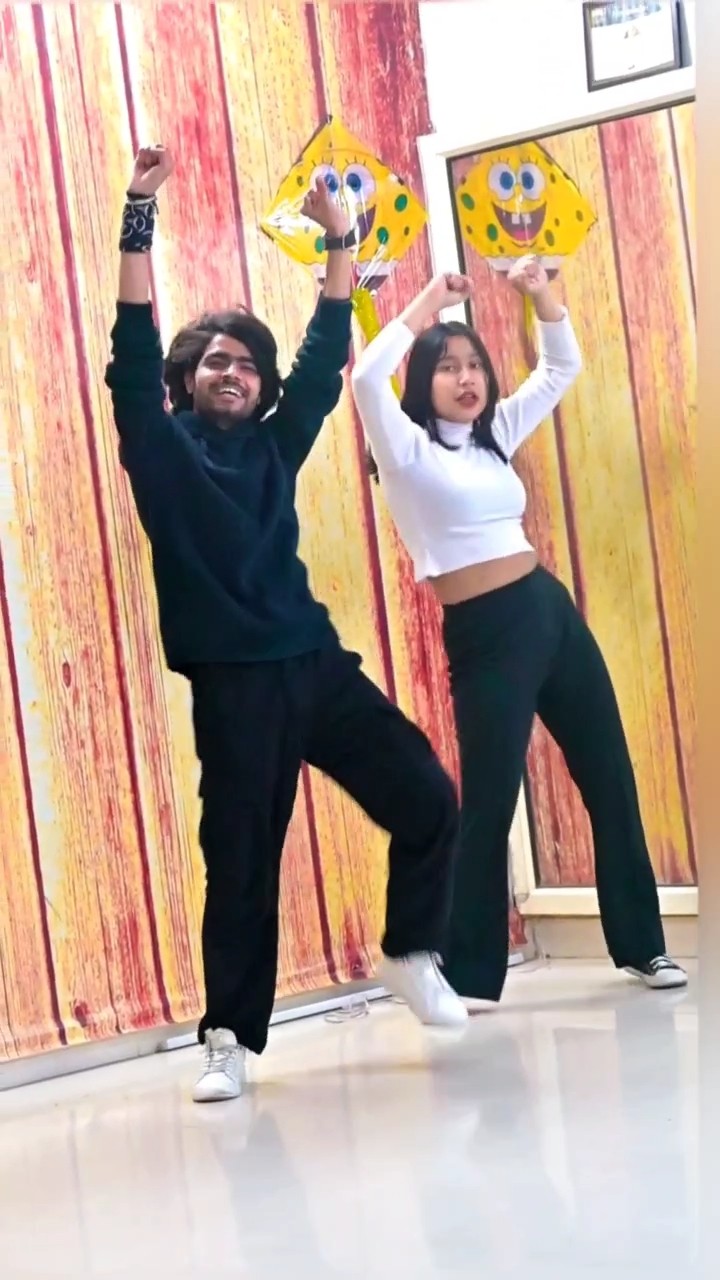 Pray : Yeh Ladki Krti Hai Slay??| Trending Shorts| Dance| #dance #shorts #pray #youtubeshorts #reels